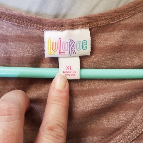 Carly - Picture 3 of 3